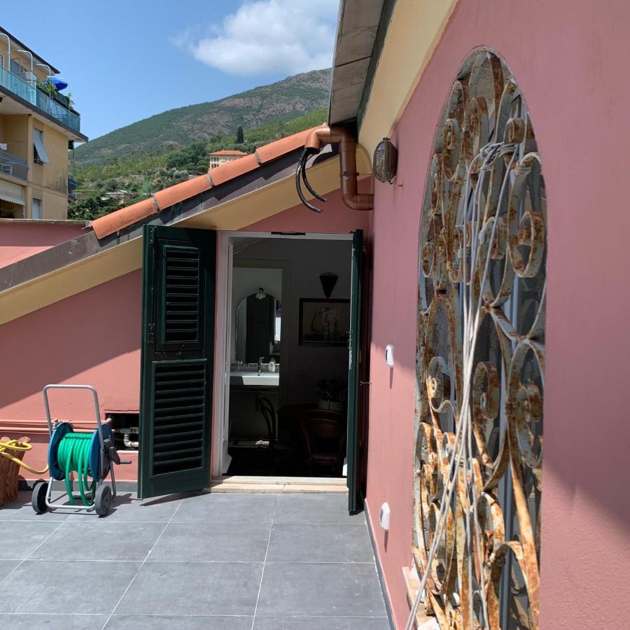 La Trabacca, Attico Nel Pieno Centro Di Levanto Eksteriør billede